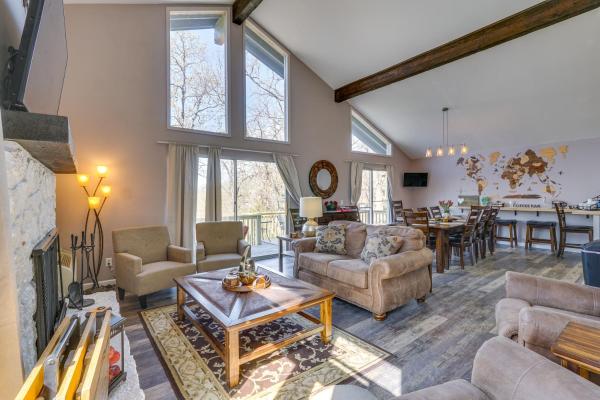 Ultimate Lake Getaway In Osage Beach, Resort Perks - Estados Unidos