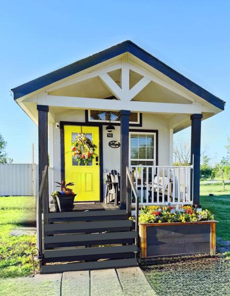 A la foto es mostra l'objecte Luxury Micro Retreat with Spa Amenities, Fire Pit, Pet Yard situat a la ciutat de Princeton.