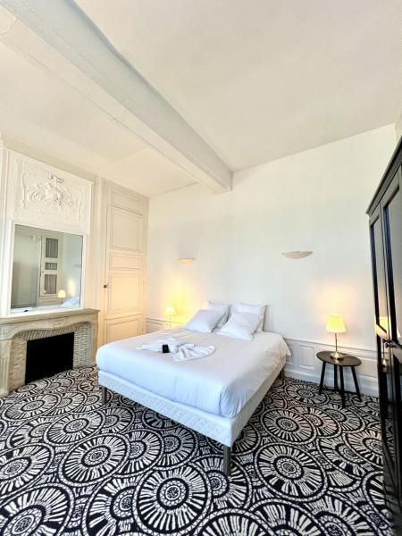 Suite Luxe · Cour Calme · Chartres Centre - Eure-et-Loir