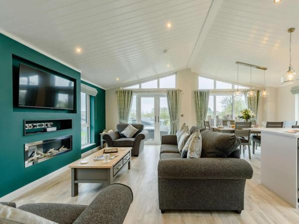 4 Bed In Tenby Oc-89852 - Tenby
