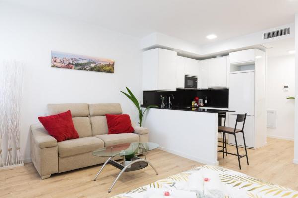 Cosmopolitan Loft Malaga Beach - Málaga