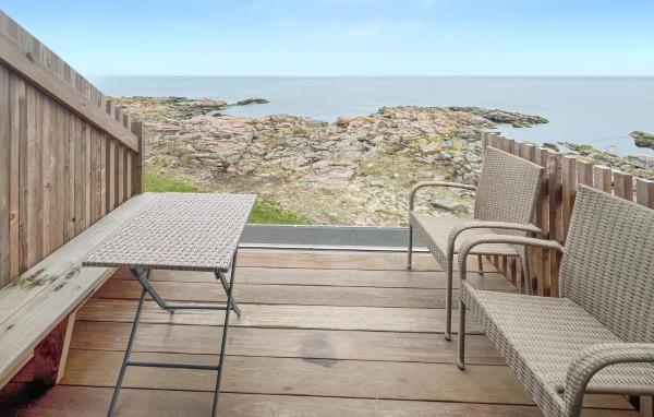 A la foto es mostra l'objecte Gorgeous Apartment In Allinge With Wifi situat a la ciutat de Allinge.