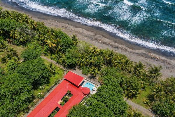 Hotel El Icaco Tortuguero - Costa Rica
