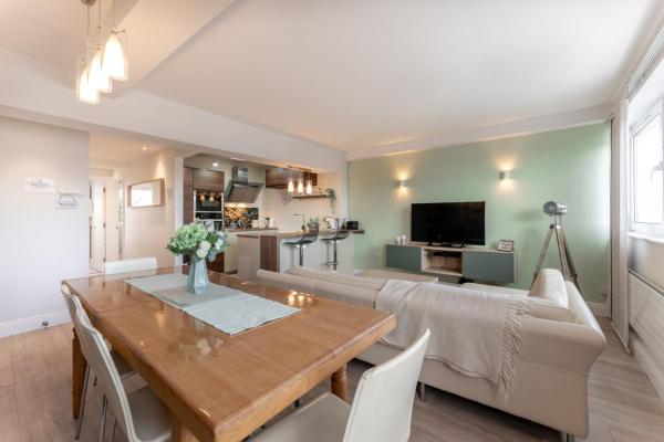 Stunning Clifton Flat In Amazing Central Location - Brístol