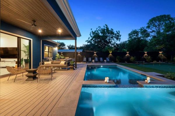 Stylish Southern Home With Heated Pool - Austin, TX