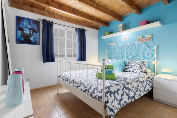 På bildet vises objektet Bonito y acogedor apartamento som ligger i byen Teguitar.