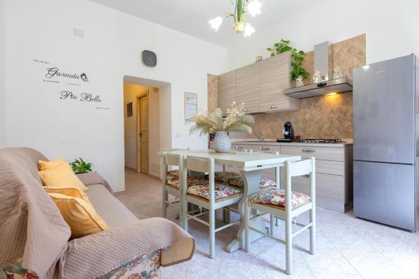 Viviana's Holiday Home - Costa Paradiso