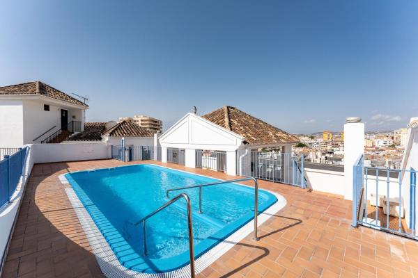 Tres Coronas - Benalmádena