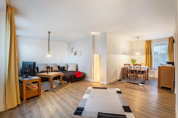 Na fotografii je vidět objekt Ferienwohnung Alte Bäckerei am Eck nacházející se ve městě Faulück.