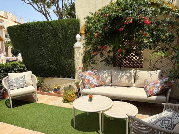 Cosy All-year Holiday Home - Cabo Roig