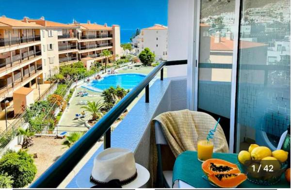 Stylish Los Cristianos Apartment - Playa de las Américas