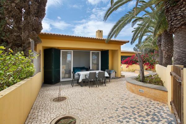 Casa De Férias A 75 Metros Da Praia - Porto Santo