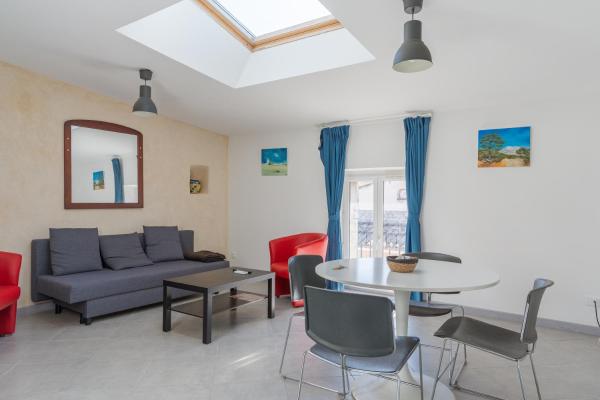 Vaste Appart De 45 M2 Climatisé -N4 - Charleval
