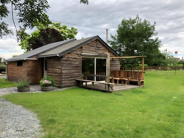 Cabane Au Bord D'un ÉTang - Angers