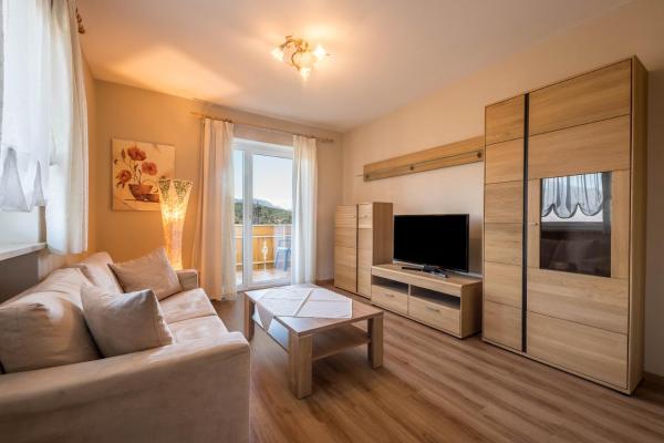 Kuvassa näkyy kohde Residence Kronstein - Fewo 5, joka sijaitsee kaupungissa Tesimo.