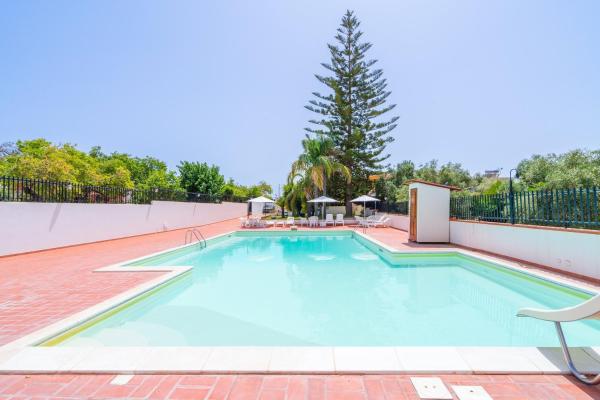 Appartamento Con Vista Piscina - Noto