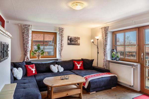 The photo shows the Ferienwohnung Mair - Bergblick located in the city of Halblech.