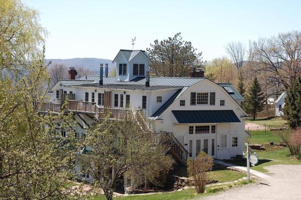 Nella foto è visibile l'oggetto Windham Hill Inn situato nella città di Townshend.