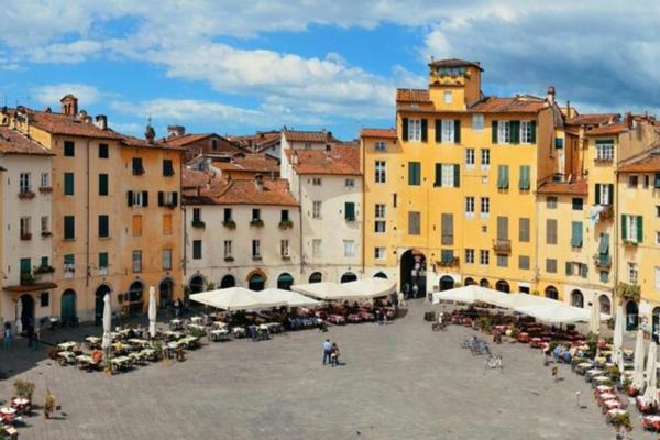 Auf dem Foto ist das Objekt Casina Di Pietro - Lucca in der Stadt Lucca zu sehen.