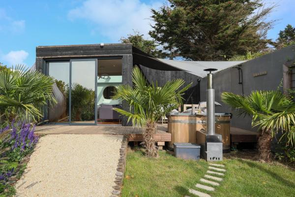 På billedet ses objektet Ecolodge à 300m de la plage beliggende i byen Pléneuf-Val-André.