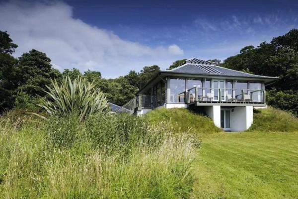 Tigh Na Mara - Sleeps 4 Sea Views & Pet Friendly - Ardnamurchan