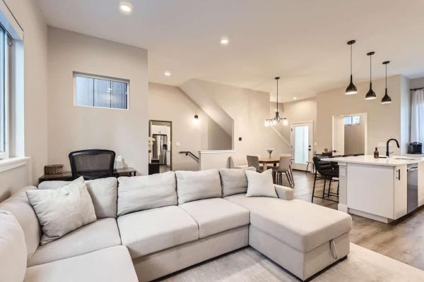 Luxe Rooftop Escape - City & Mountain Views - Denver, CO