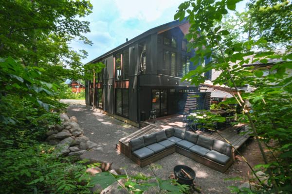 A la foto es mostra l'objecte Bellton-Newly built luxury 5 bedrooms & hot tub situat a la ciutat de Hakuba.