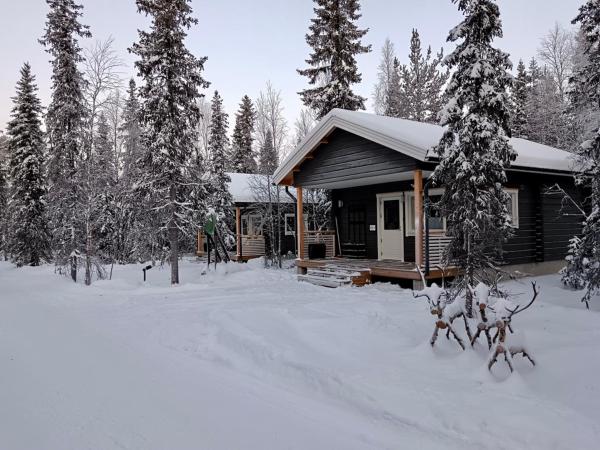På billedet ses objektet B&B Adventures beliggende i byen Äkäslompolo.