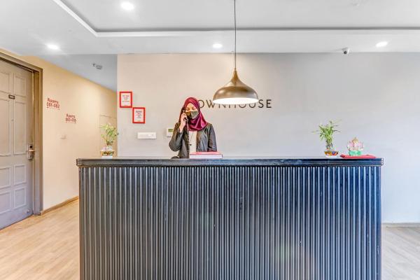 På billedet ses objektet Super Townhouse 139 Ashiyana Smriti Upvan Near Emerald Mall Lucknow beliggende i byen Lucknow.