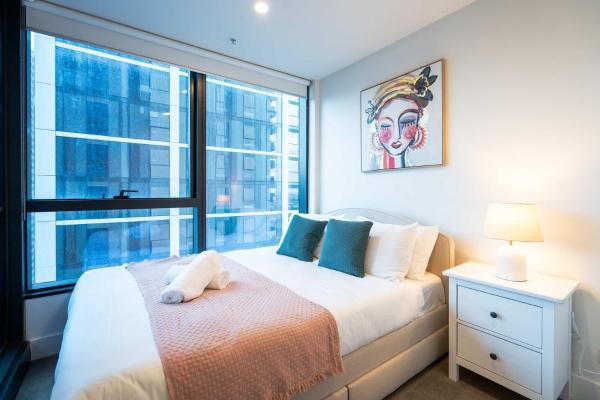 Cloud 9 On Elizabeth - A Skyline Soul - Brunswick