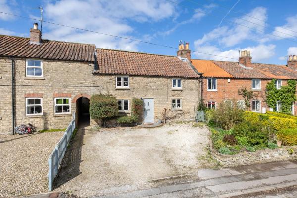 Carr Cottage - Sleeping 4 And Welcoming Dogs - Malton