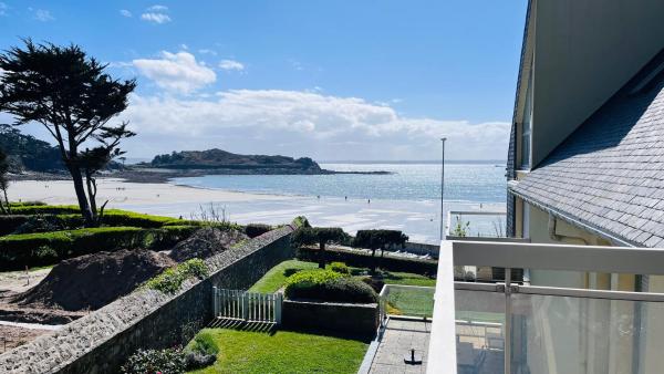 Appartement Balcon Vue Mer, Séjour Bord De Plage En Couple - Trebeurden