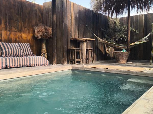 הבית החום בערבה - Israel