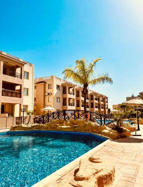 Royal Seacrest 2 Bedroom Apartment A 205 - パフォス