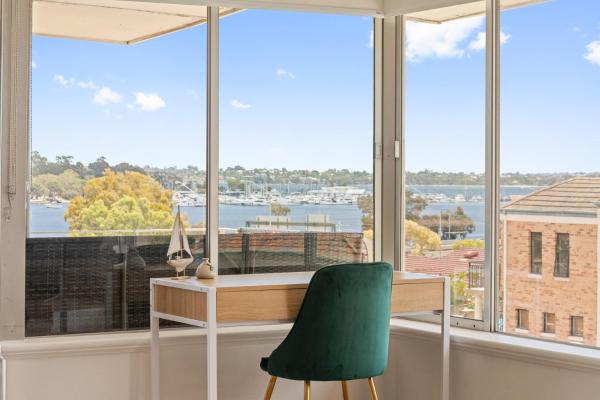Foto 1: Exec Luxe & River Views