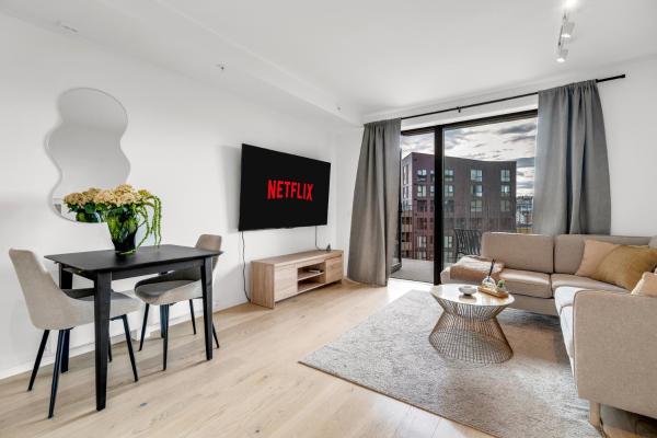 Vervet Apartment - City Center With Balcony - 트롬쇠