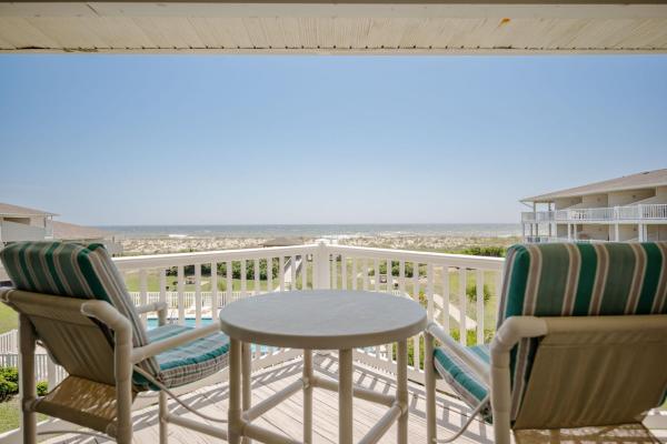 Oceanview Bliss By Oak Island Accommodations - Oak Island, NC