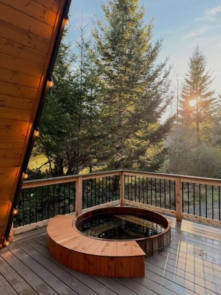 New Mt Rainier Aframe With Sauna And Hot Tub Near White Pass - Packwood, WA