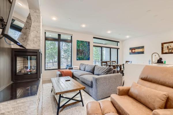 River View Retreat - Central Locale To It All - Silverthorne, CO