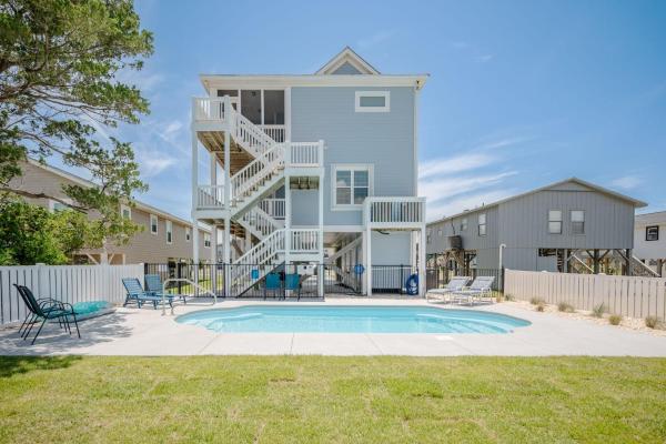 Down The Shore By Oak Island Accommodations - Oak Island, NC