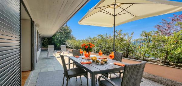 La Buca - Como - Elegant Apartment, 150 Sq M - Private Covered Parking - Private Terrace - Just 1500 Mt From Downtown,family-friendly - Como