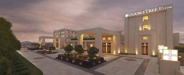 På billedet ses objektet DoubleTree by Hilton Agra beliggende i byen Agra.