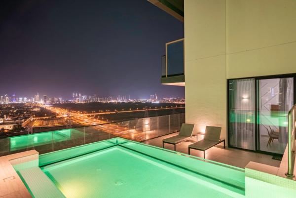 Guestready - 2bd | Private Pool Oasis | City View - Dubai