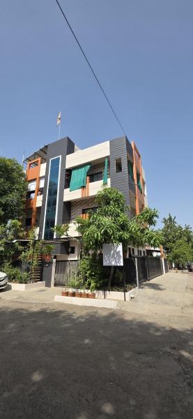 A la foto es mostra l'objecte 2 BHK All AC Rooms Solapur Home Stay By Stay Nestura situat a la ciutat de Bāle.