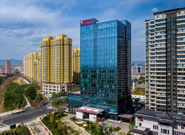 照片显示了位于Wenshui市的汾阳钰龙湾希尔顿花园酒店物件。