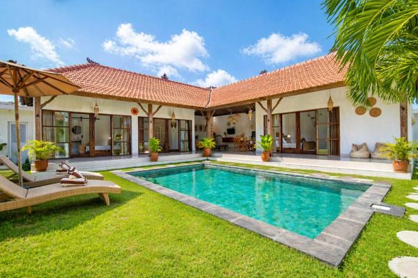 Kuva 1: Simple & Magical Villas PRAYA