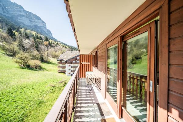 A la foto es mostra l'objecte Appartement montagne front de neige situat a la ciutat de Thollon.