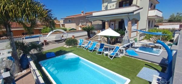 A la foto es mostra l'objecte Alloggio del Pescatore e Alloggio del Marinaio con Piscina Palestra Jacuzzi Sauna - All Inclusive situat a la ciutat de Anzio.