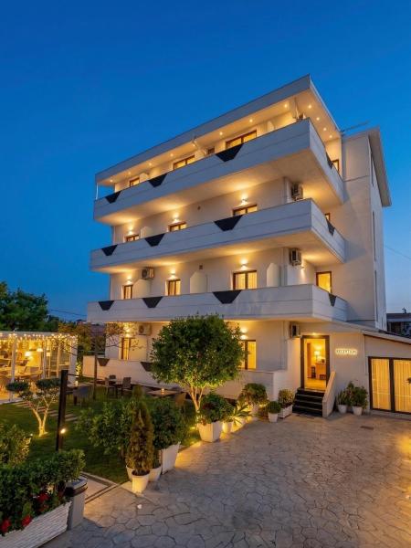 På billedet ses objektet Villa SOLIS beliggende i byen Vlorë.