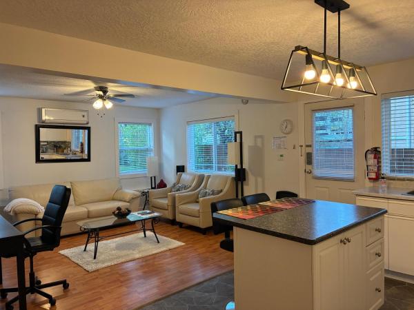 Memory Lane Guest Suite - Île de Vancouver